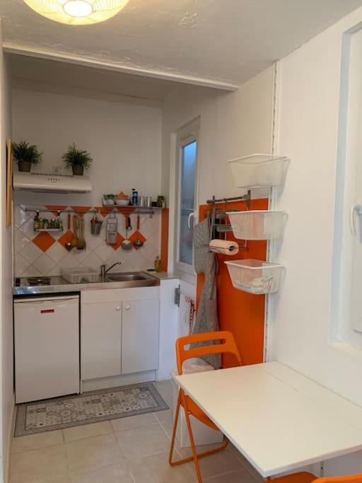 Studio En Duplex Independant Brignoles Bagian luar foto