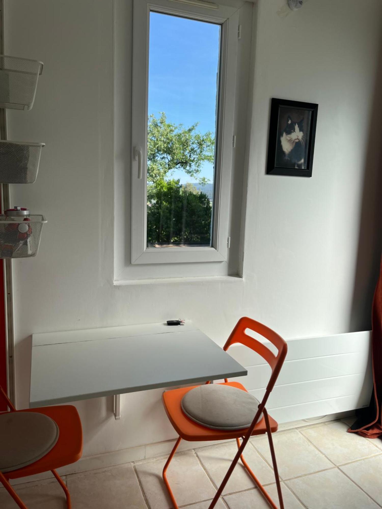 Studio En Duplex Independant Brignoles Bagian luar foto